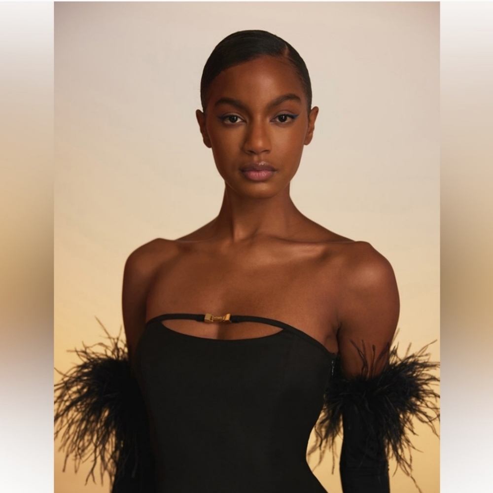 NWT Cult Gaia Feathered Gloves